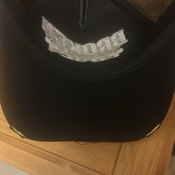 “Broken Trust” Trucker Hat NWOT - Picture 4 of 4